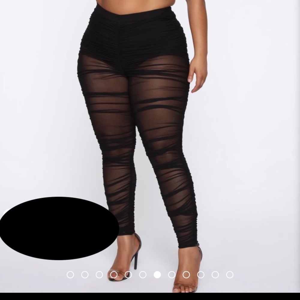 Fashion Nova leggings